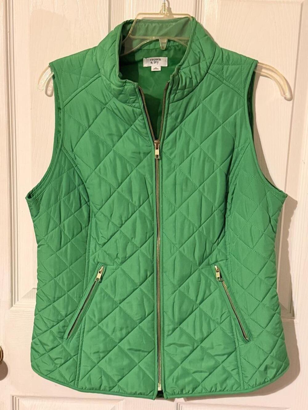 Crown & Ivy Green Quilted Puffer Vest Size M - Gold Hardware Trim